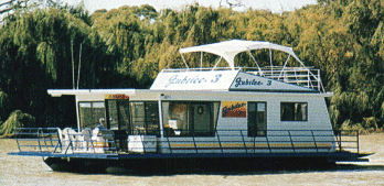 Oz Houseboats - Accommodation Mooloolaba 1