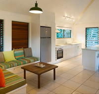 The Retreat Beach Houses - Accommodation Mooloolaba