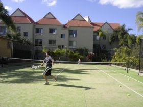 Sanctuary Beach Resort - Accommodation Mooloolaba 1