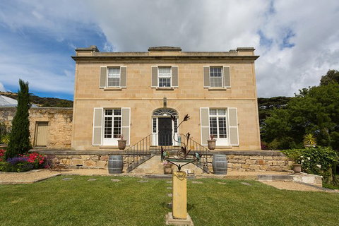 A Sommelier Guided Tour: Thursday Afternoon Wine Gin Cheese & Cocktails - Accommodation Mooloolaba 16