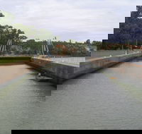 Lock 4 - Accommodation Mooloolaba
