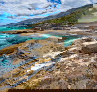 Singing Stones Beach - Accommodation Mooloolaba