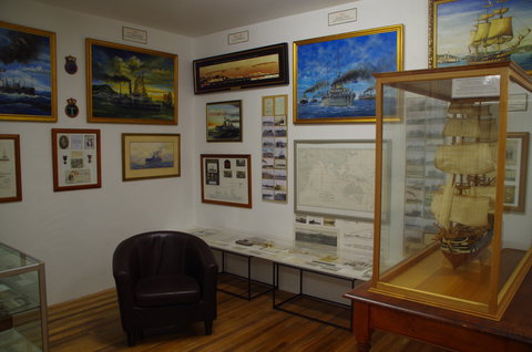 Mainly Maritime - Accommodation Mooloolaba 1