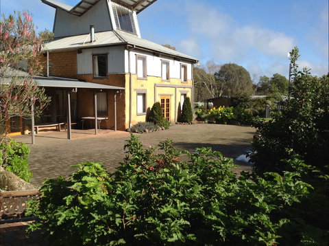 HIRL Hamilton Institute Of Rural Learning - Accommodation Mooloolaba 0