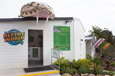 Steve McEwan's Reptile World - Accommodation Mooloolaba 0