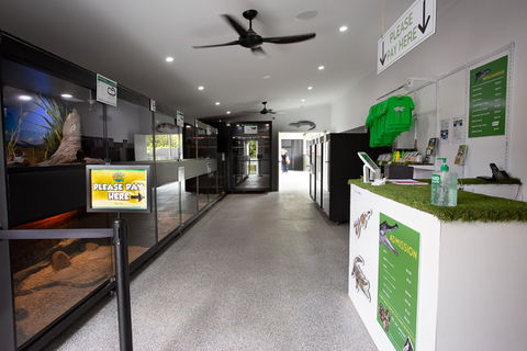 Steve McEwan's Reptile World - Accommodation Mooloolaba 1