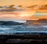 Guillotines Surf Break - Accommodation Mooloolaba