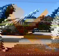 Loxton Tree sculptures - Accommodation Mooloolaba