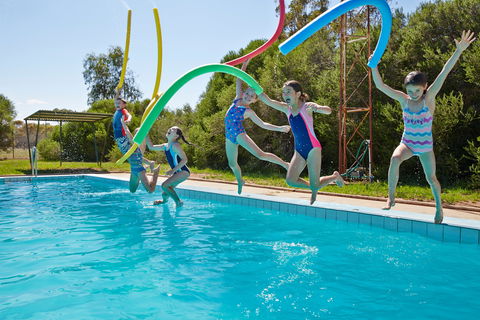 Oaklands War Memorial Swimming Pool - Accommodation Mooloolaba 0