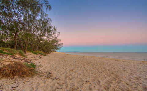 Red Beach - Accommodation Mooloolaba 2