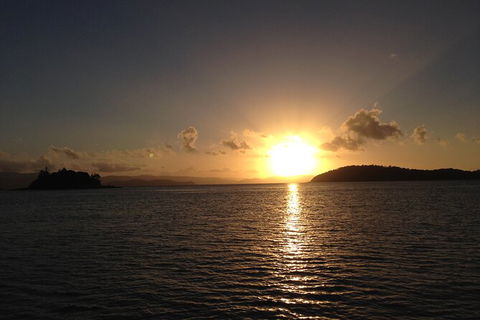 Sunset Sail In The Whitsundays - Accommodation Mooloolaba 4