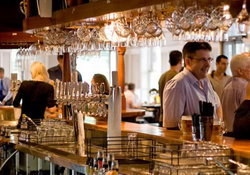 Hotel Orient - Accommodation Mooloolaba 1