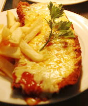 Mac's Hotel - Accommodation Mooloolaba 2