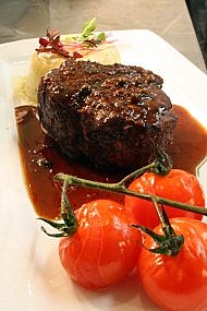 Beachouse Grillbar - Accommodation Mooloolaba 3