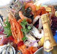 The Lazy Lobster - Accommodation Mooloolaba