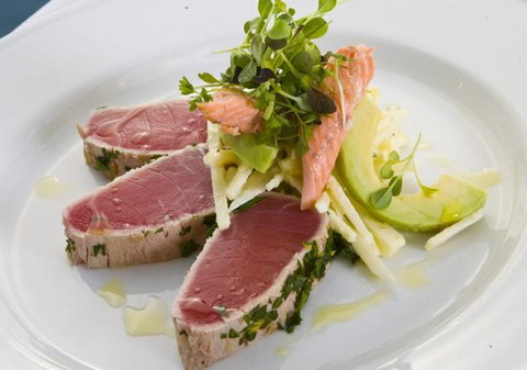 Omeros Bros Seafood Restaurant - Accommodation Mooloolaba 1