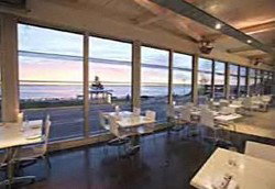Ocean Beach Hotel - Accommodation Mooloolaba 1