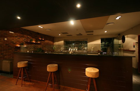 White Horse Hotel - Accommodation Mooloolaba 4