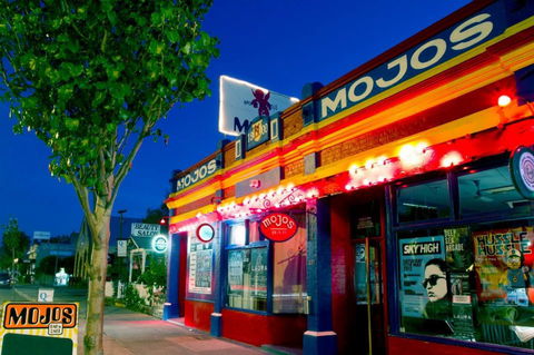 Mojo's Bar - Accommodation Mooloolaba 0