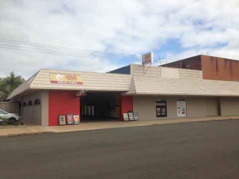East End Hotel - Accommodation Mooloolaba 1