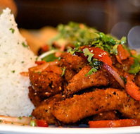 The Crown Hotel Motel - Accommodation Mooloolaba