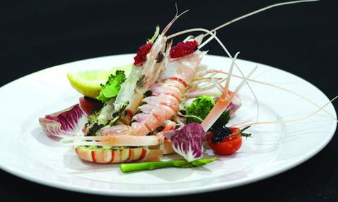 Lilys Restaurant Bar & Function Centre - Accommodation Mooloolaba 2