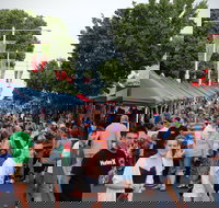 Cowra Christmas Street Festival - Accommodation Mooloolaba