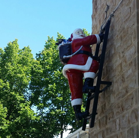 Hahndorf Christmas Market Walking Tours - Accommodation Mooloolaba 1