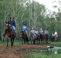 Night Horse Ride and Dinner - Accommodation Mooloolaba