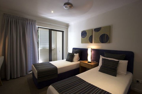 Island Views - Accommodation Mooloolaba 6