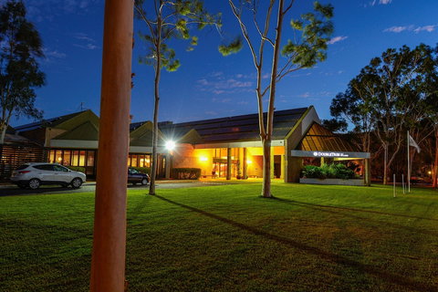 DoubleTree By Hilton Alice Springs - Accommodation Mooloolaba 1