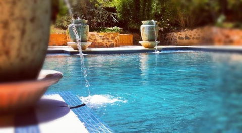 Jacobs Creek Retreat - Accommodation Mooloolaba 0