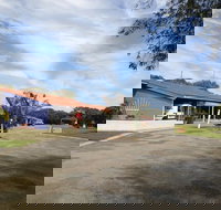 Emu Beach Chalets - Accommodation Mooloolaba