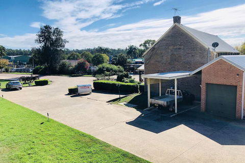 Campbelltown Colonial Motor Inn - Accommodation Mooloolaba 3