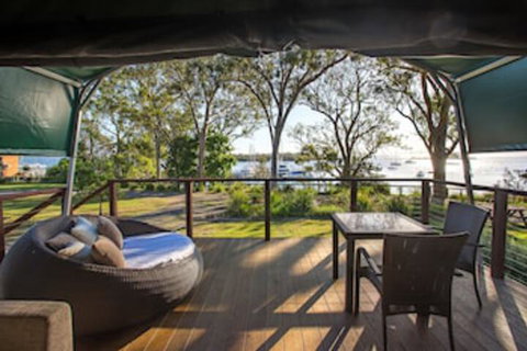 Thou Walla Sunset Retreat - Accommodation Mooloolaba 0