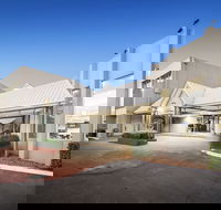 Ciloms Airport Lodge - Accommodation Mooloolaba