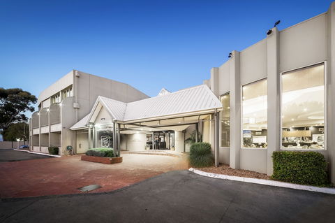 Ciloms Airport Lodge - Accommodation Mooloolaba 0