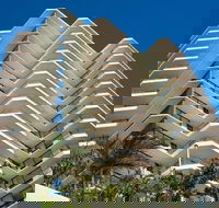 Beach House Seaside Resort Coolangatta - Accommodation Mooloolaba