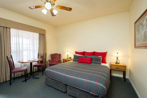 John Pirie Motor Inn - Accommodation Mooloolaba 3