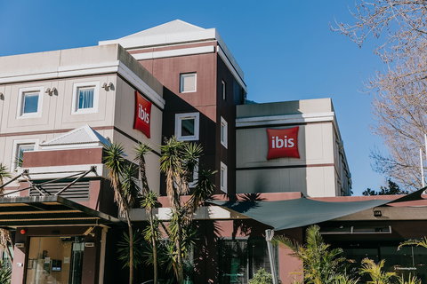 Ibis Newcastle - Accommodation Mooloolaba 0