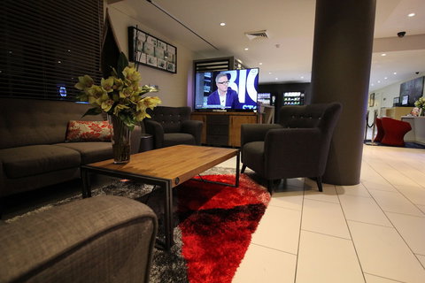 Ibis Newcastle - Accommodation Mooloolaba 2