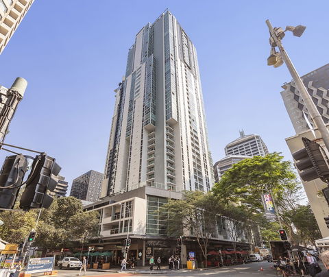 Oaks Brisbane Festival Suites - Accommodation Mooloolaba 2