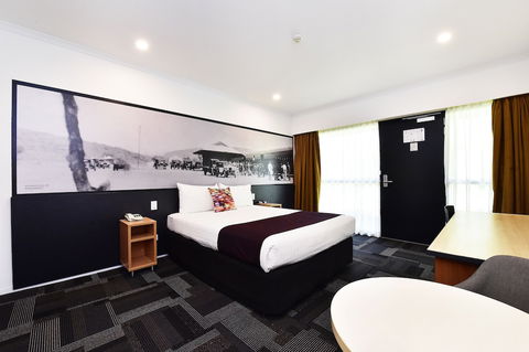 Mercure Alice Springs Resort - Accommodation Mooloolaba 4