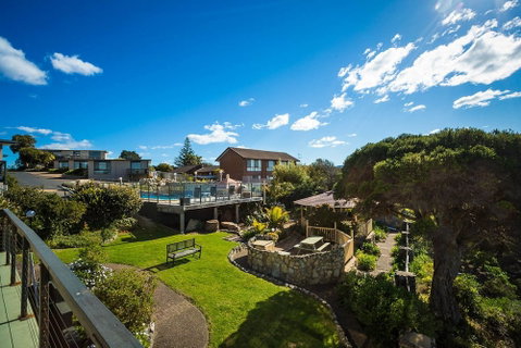 Eagle Heights - Accommodation Mooloolaba 1