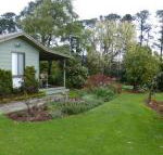 The Little House on the Hill - Accommodation Mooloolaba