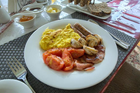 Glenelg On King Bed & Breakfast - Accommodation Mooloolaba 3