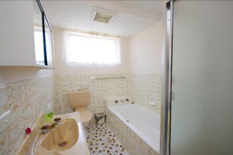 Avilla Court 2 - Accommodation Mooloolaba 5