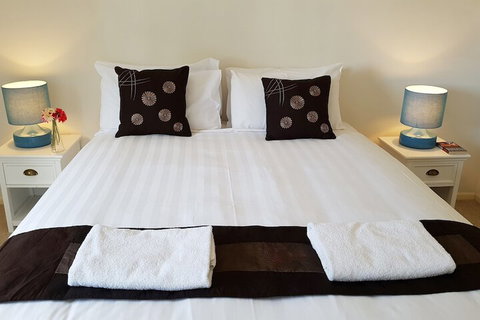 Anchor On Paramount - Accommodation Mooloolaba 3