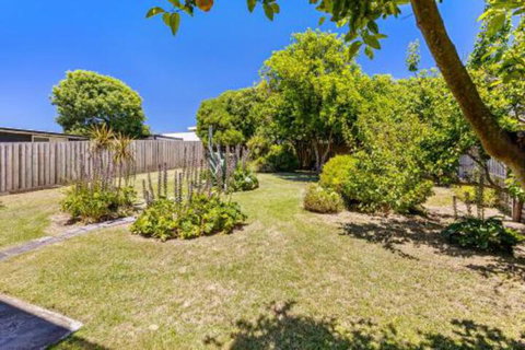 Coastal Retreat In Blairgowrie - Accommodation Mooloolaba 7