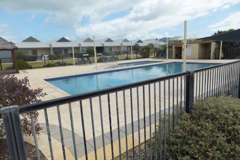 Seafront Unit 49 - Accommodation Mooloolaba 2
